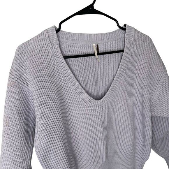 |EUC| FREE PEOPLE Allure Lavender Ribbed V-Neck Pullover Sweater - Picture 3 of 7